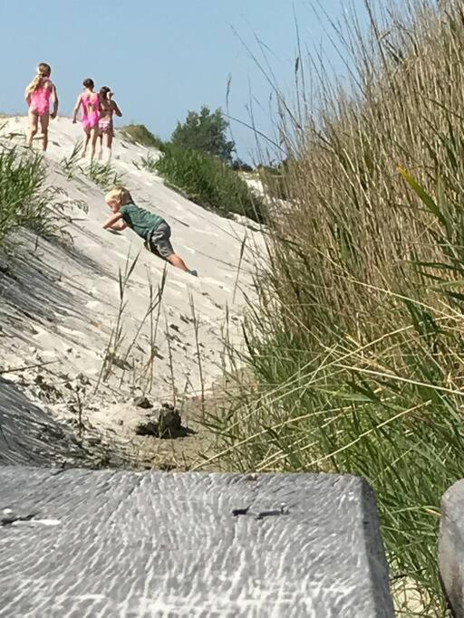 Strandvakantiehuisje! 沃库姆 外观 照片